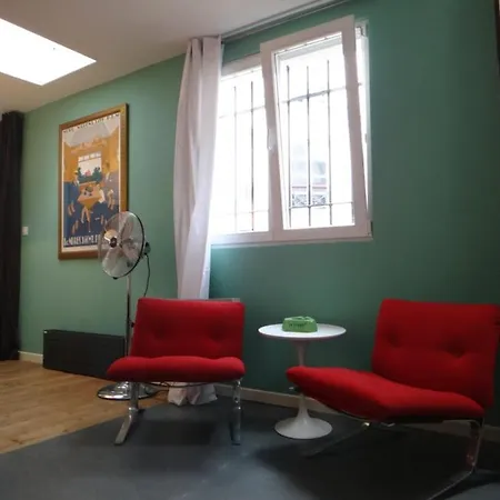 Apartment Un Appart-loft Au Coeur Du Marais